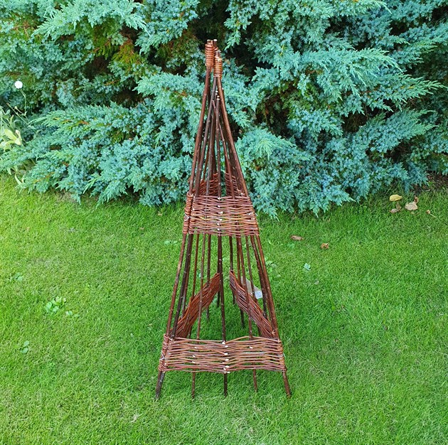 Spaljekon i pile, Liten